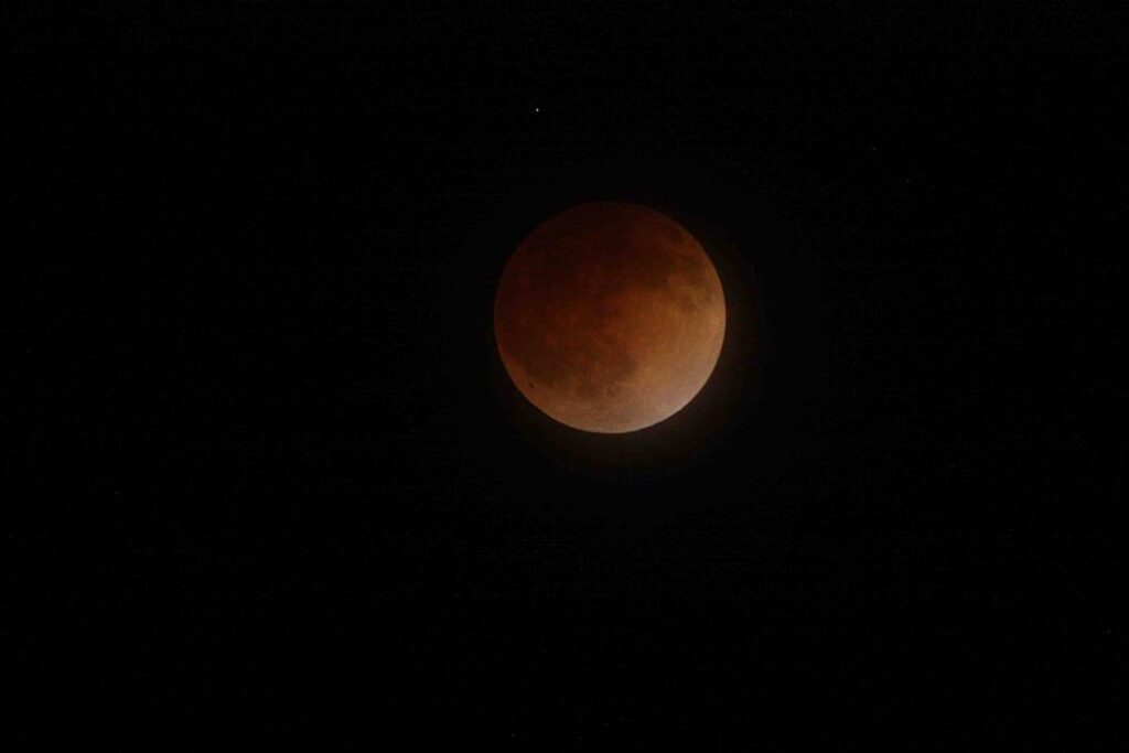 Total lunar eclipse seen in the United States on April 15th, 2014 in San Jose, California.