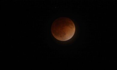 Total lunar eclipse seen in the United States on April 15th, 2014 in San Jose, California.