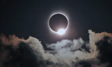 The "diamond ring" phenomena occurs just before totality occurs, during a total solar eclipse. Image credit: Rick Fienberg / TravelQuest International / Wilderness Travel